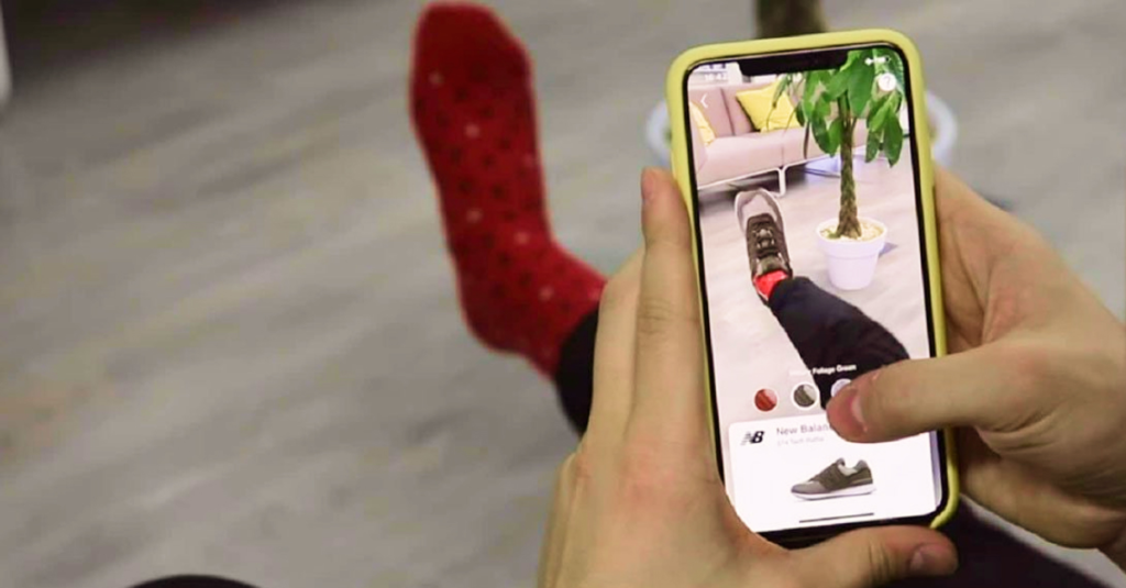 Augmented reality in eCommerce: How Does it Work?